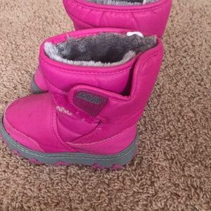 Girls snow boots